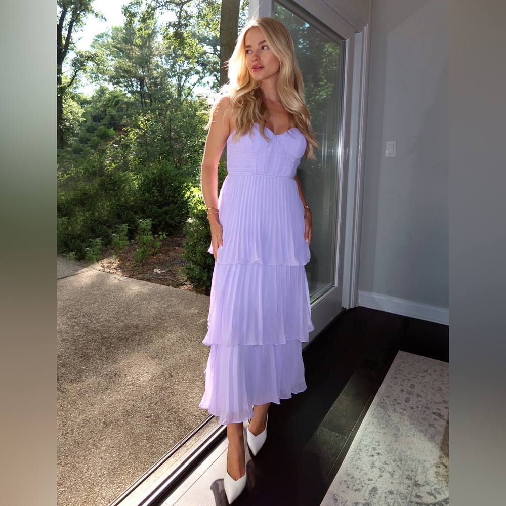 Elegant Lavender Tiered Midi Dress - Brand New